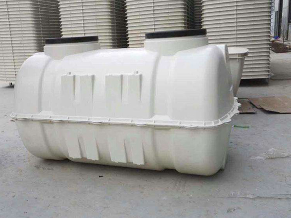 玻璃鋼化糞池使用時(shí)的注意事項(xiàng)有哪些 玻璃鋼化糞池使用時(shí)的注意事項(xiàng)有哪些